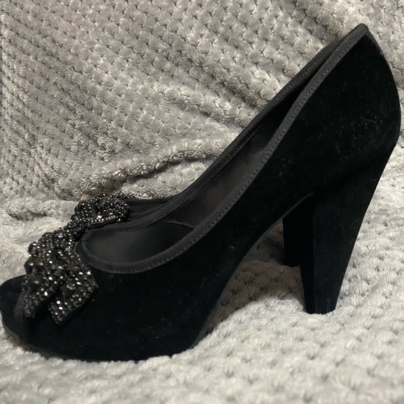 Gianni Bini Black Suede Heels - Picture 2 of 3